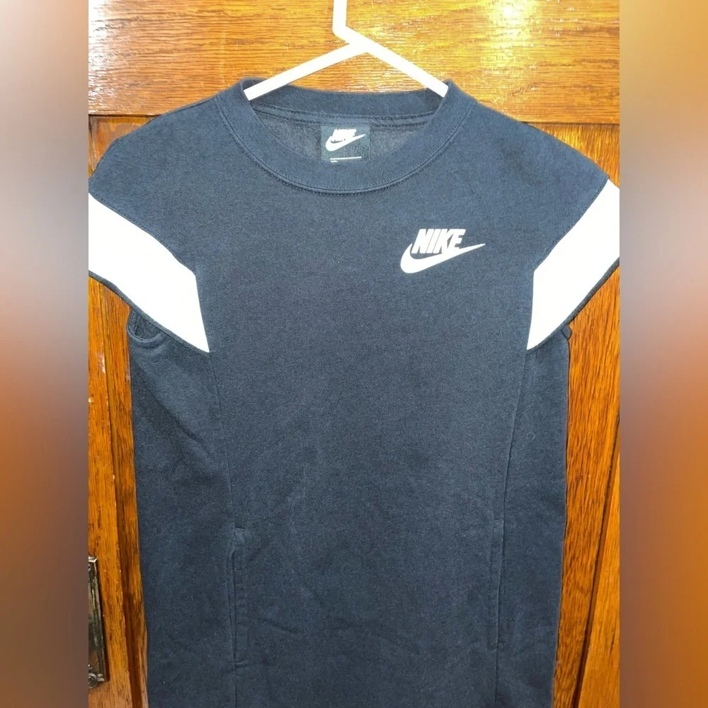 Nike Girl’s Pull Over T-Shirt Dress with Pockets